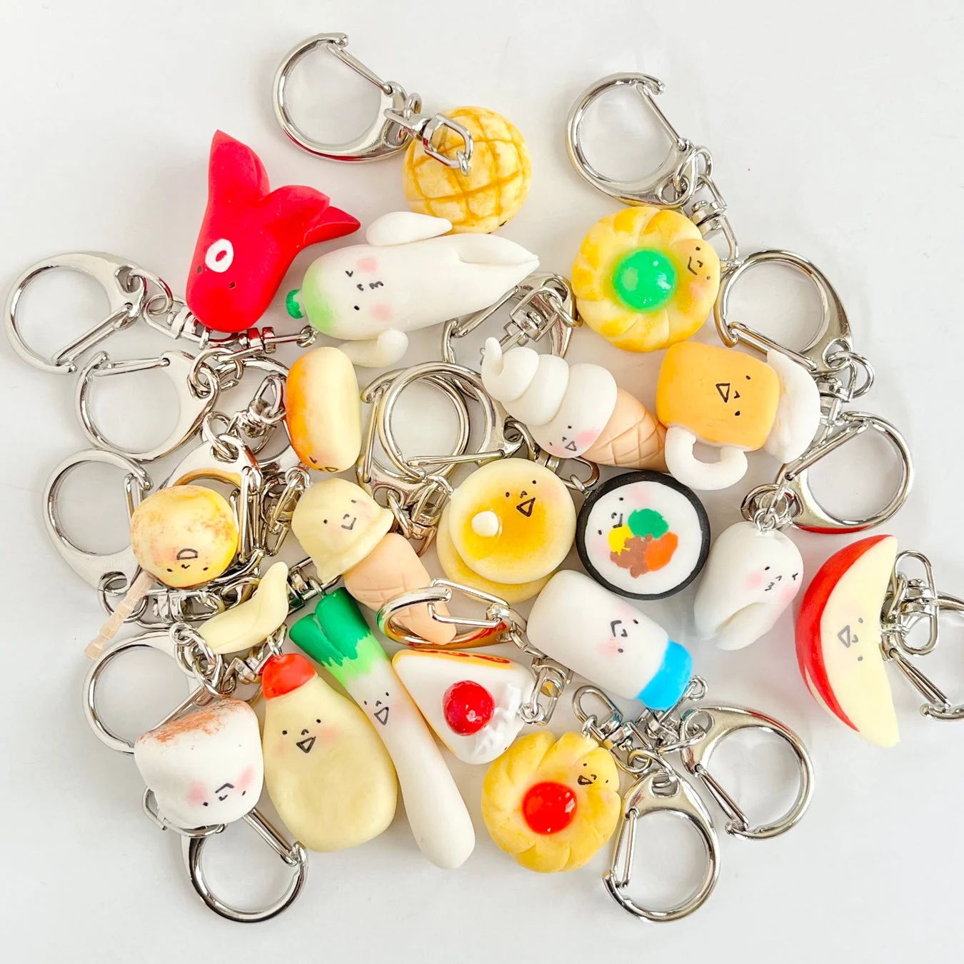 食べ物モチーフのミニチュアキーホルダー