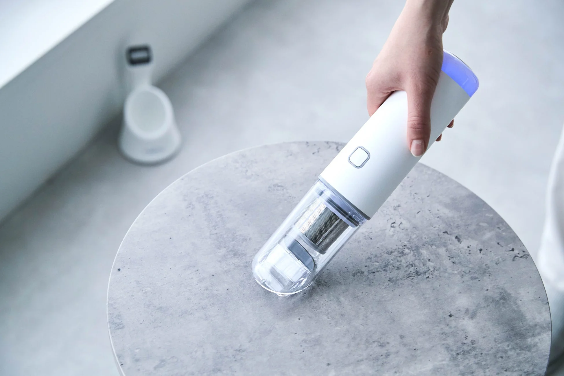 コンパクトハンディクリーナー Mobi