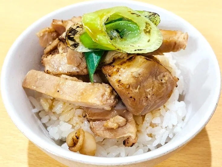 炙りチャーシュー丼