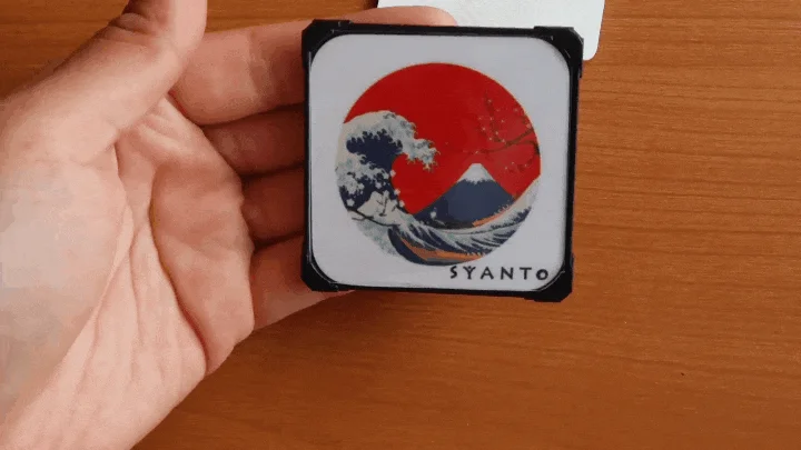 着せ替えデザインの例（波）