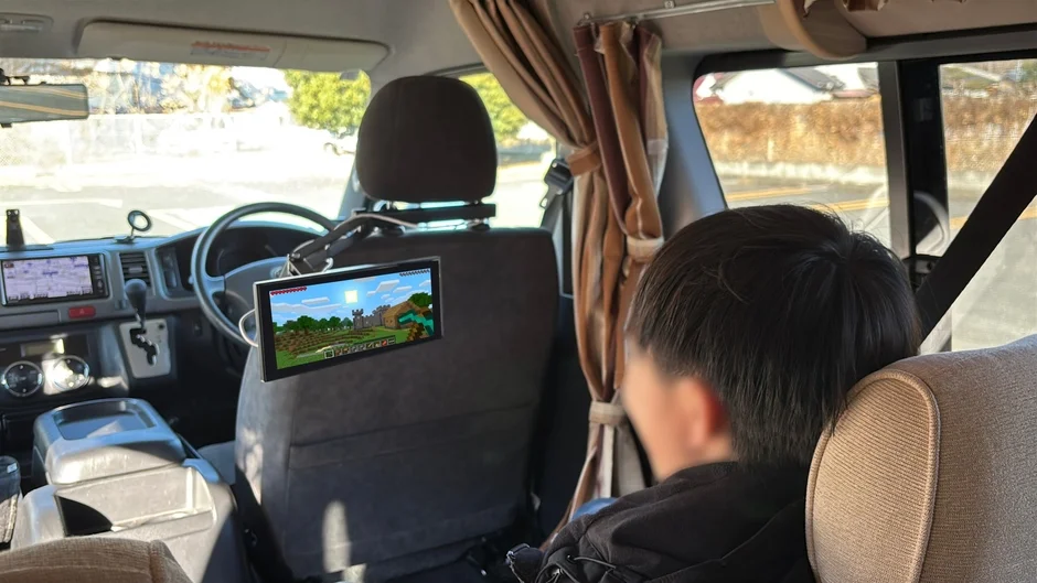 後部座席での利用イメージ