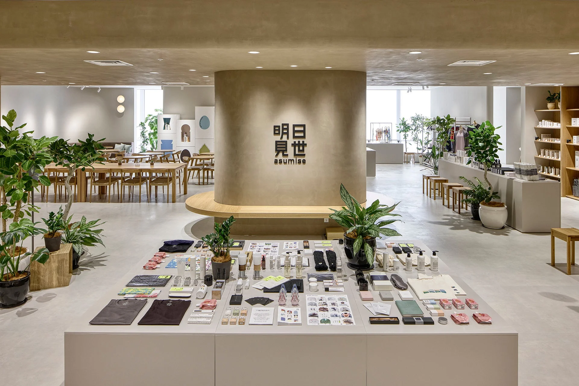 明日見世 店内風景