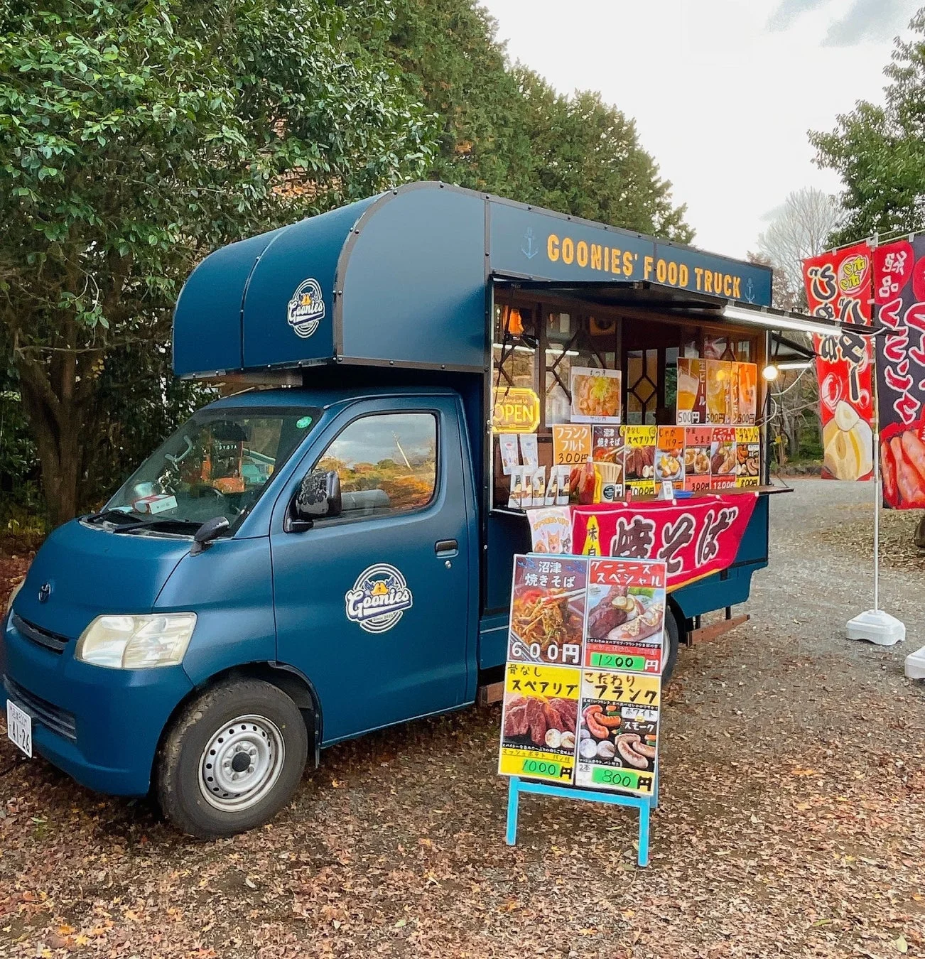 フードトラック 焼きそば
