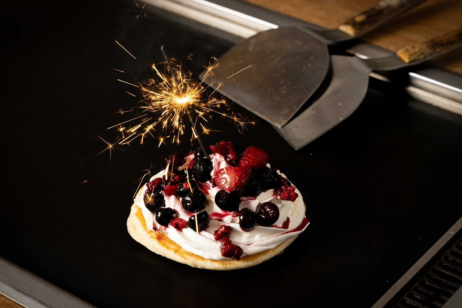 お祝いパンケーキ