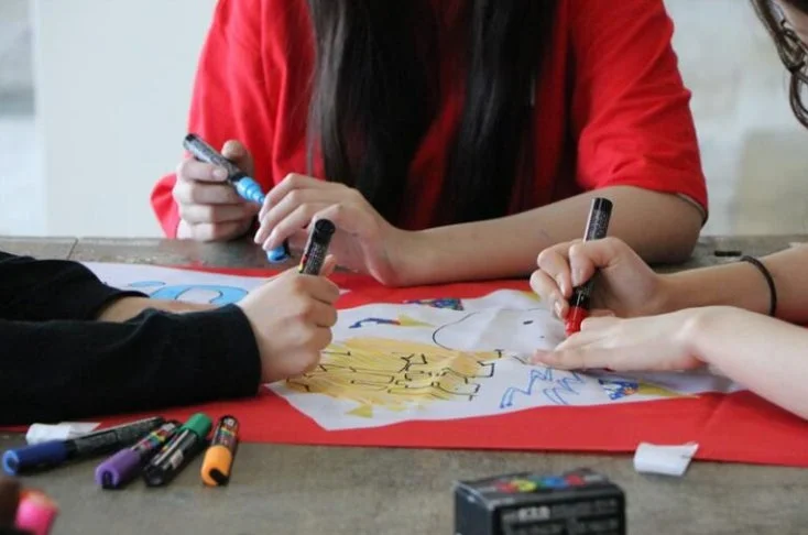 応援グッズ制作風景