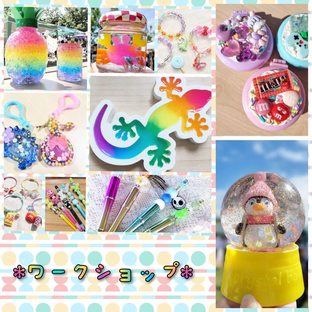 カラフルな手作りクラフト作品が並ぶワークショップ