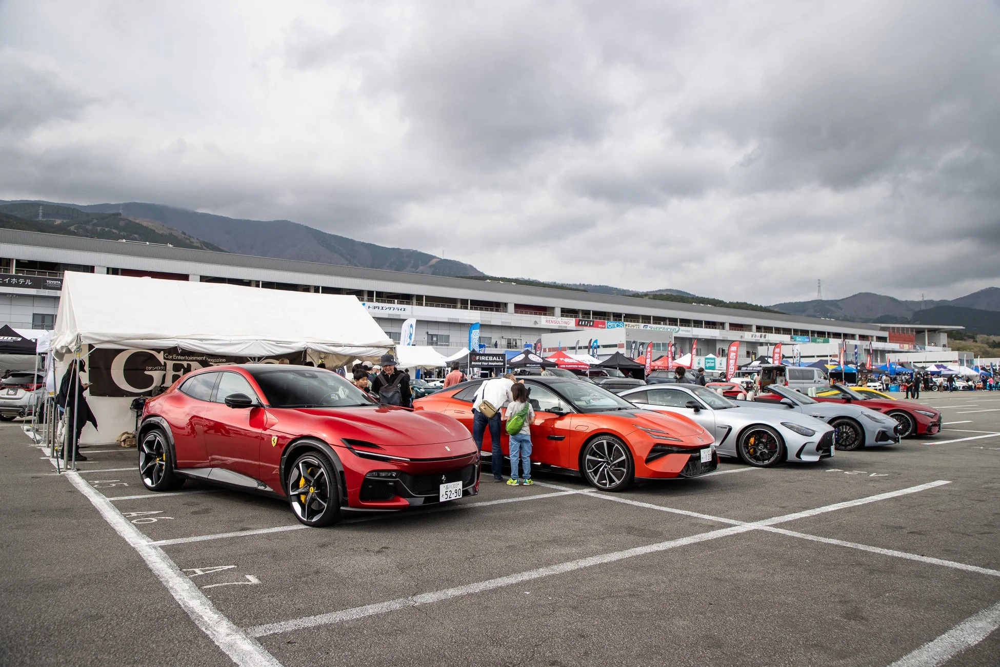 GENROQ SUPERCAR SUMMIT