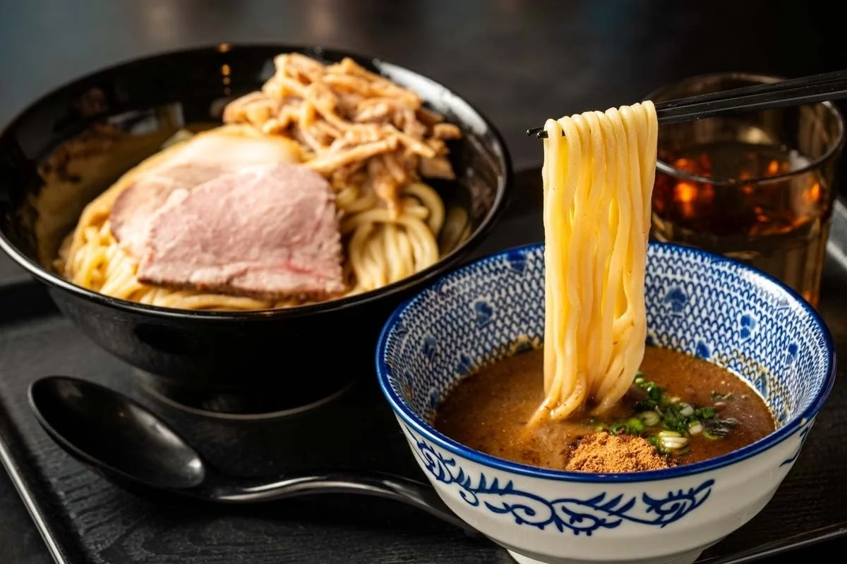 豚ガツ濃厚魚介つけめん