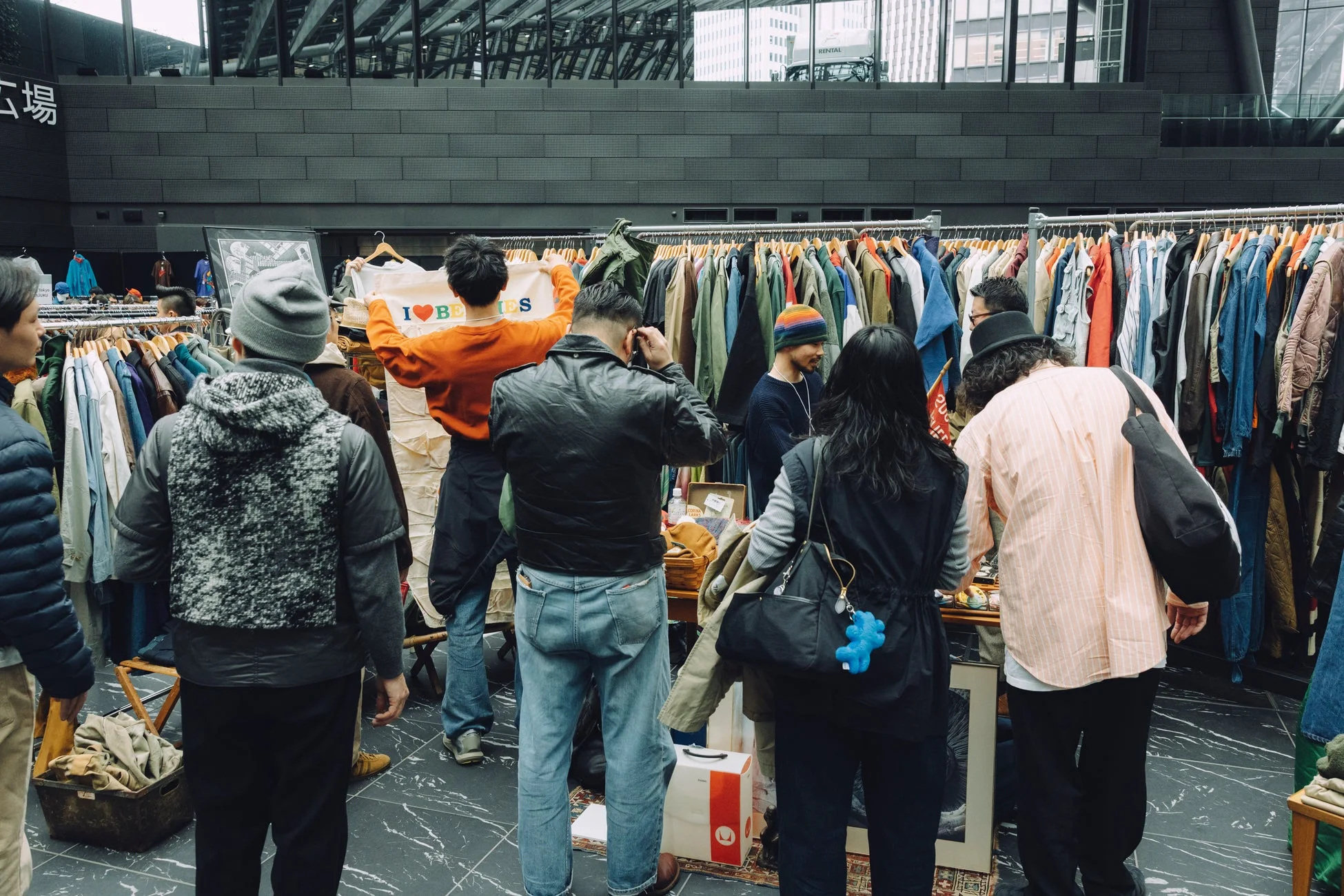 ヴィンテージマーケットの様子