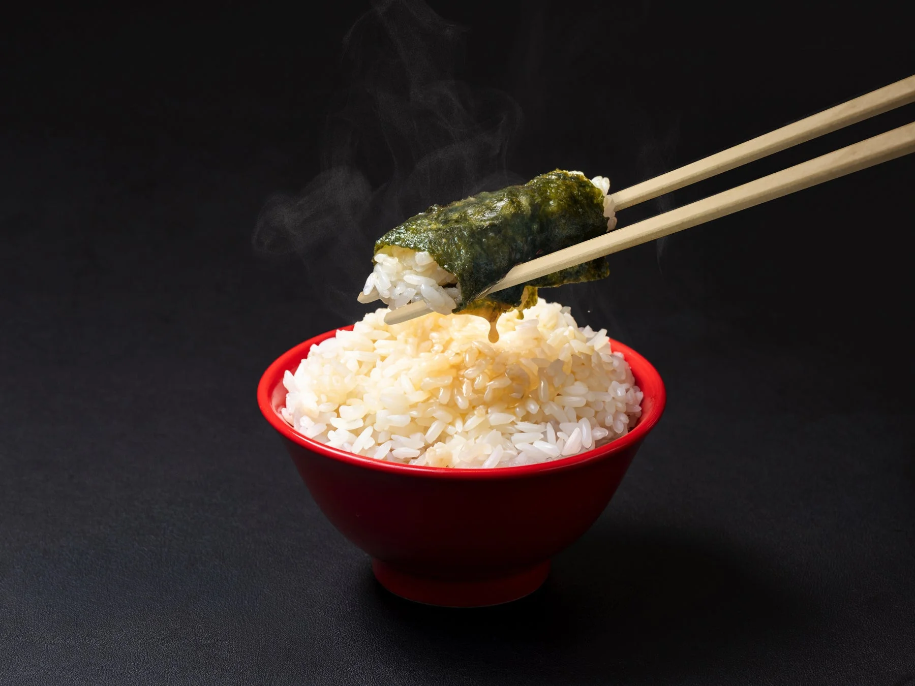 ご飯と海苔と箸