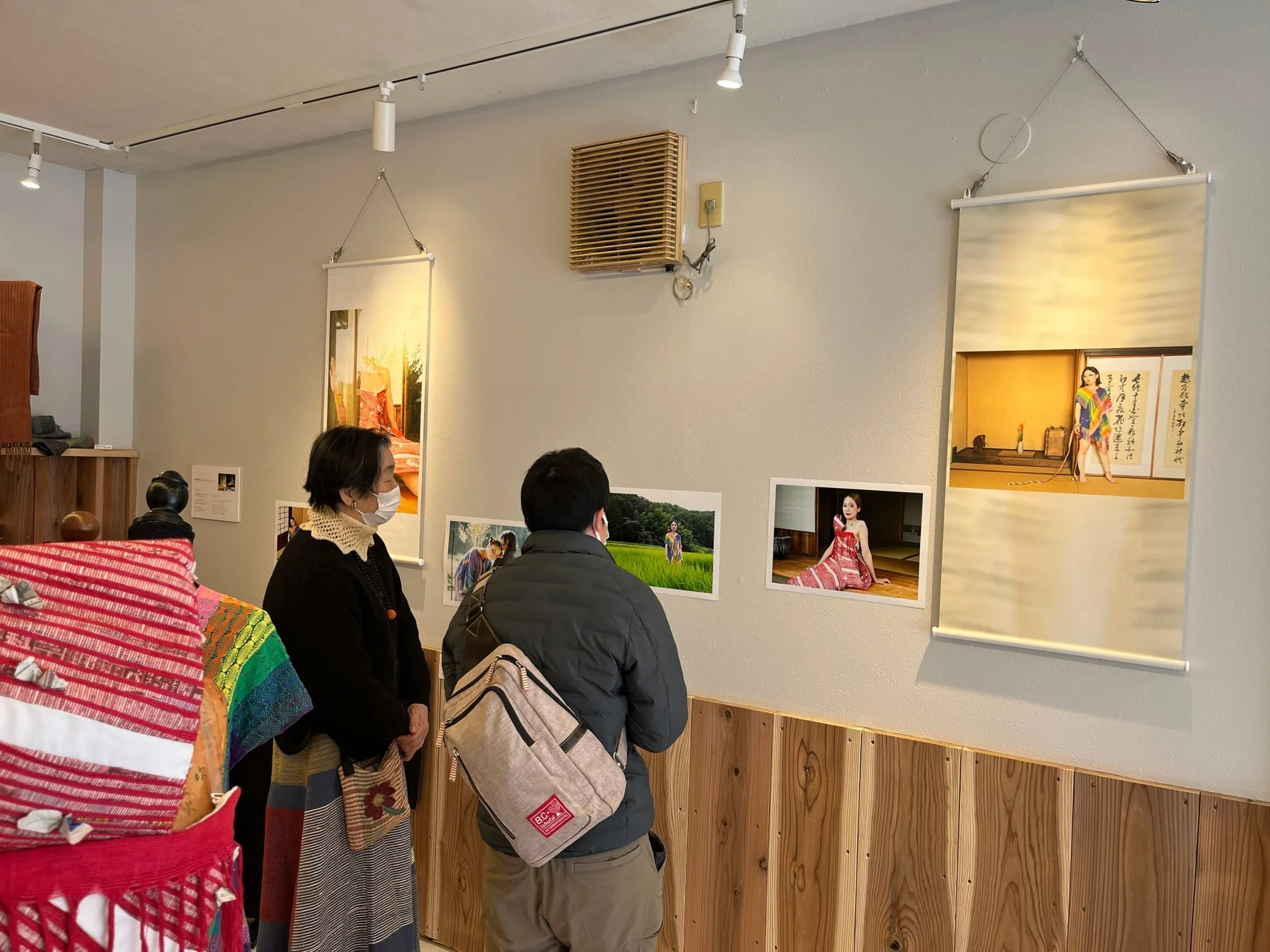 Kasai Garageでの展示会の様子2