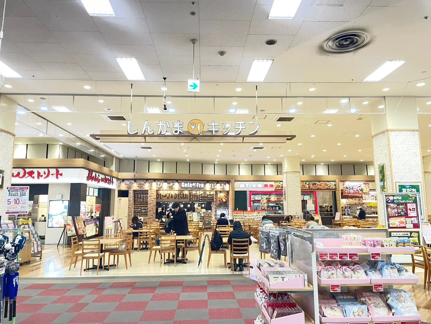 成田山らーめんストリートの様子