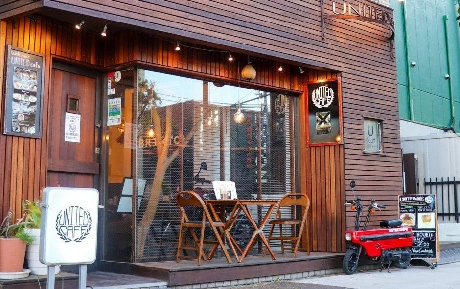 UNITED CAFEの外観