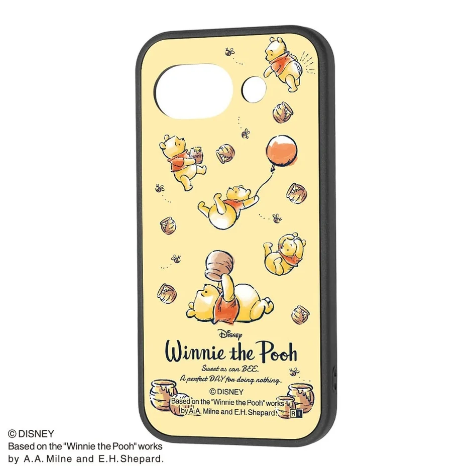 黄色のプーさんデザインのケース