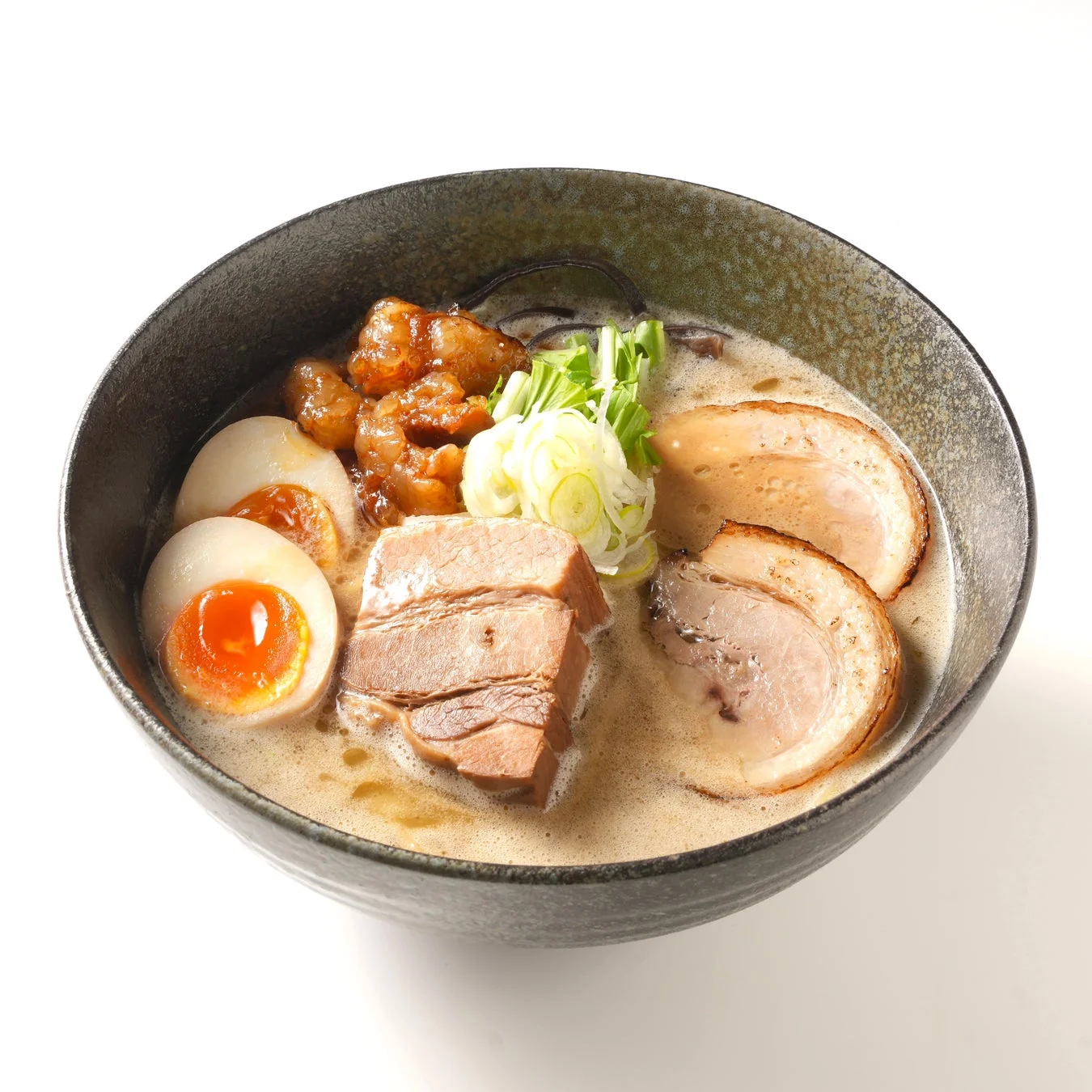 なにわの金の濃厚豚骨醤油 ～必勝祈願 豪速球盛り～