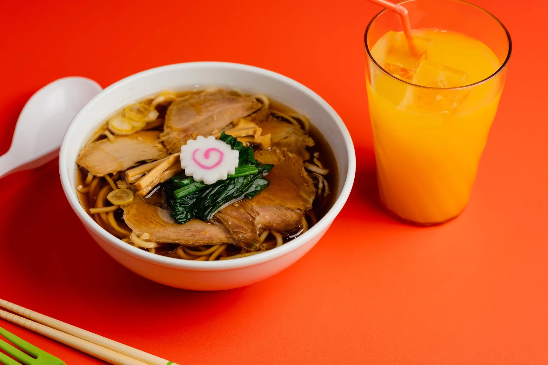 お子様ラーメンとジュース