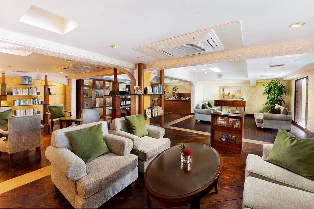 てふてふライブラリーラウンジ