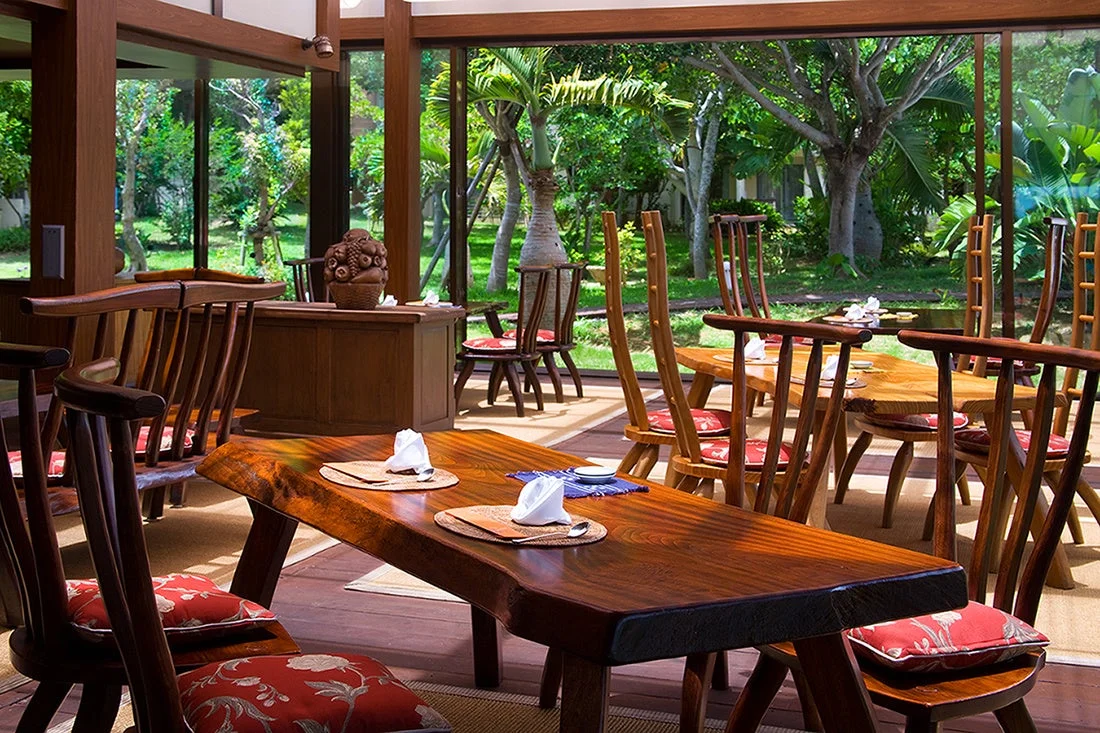 開放的なリゾートレストラン