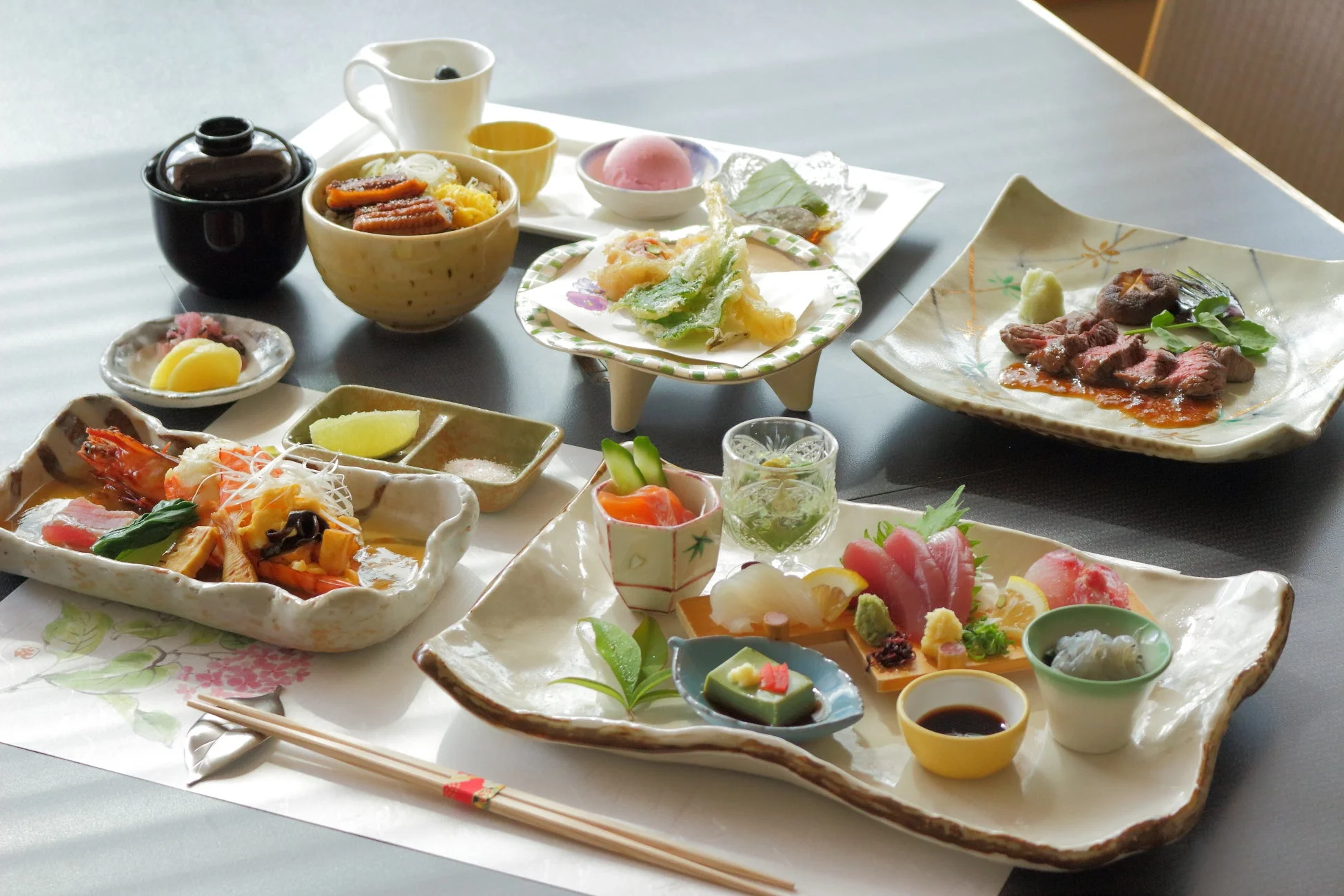 豪華な和食の御膳