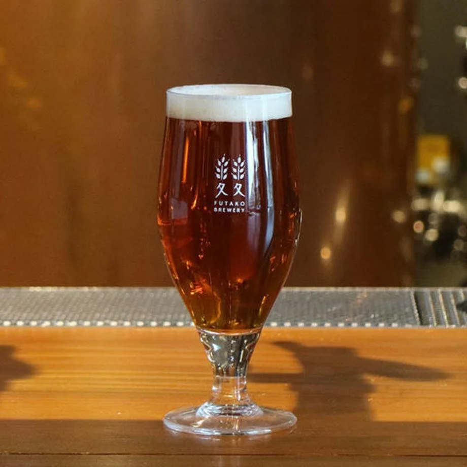 ふたこビールのグラス
