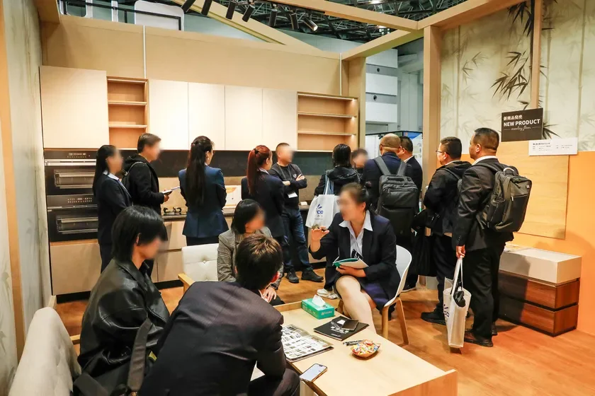 AFF2025の商談風景