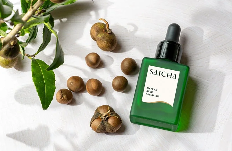 SAICHAのボトルと茶の種子