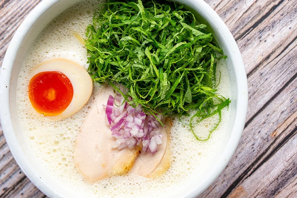 クリーミーなスープのラーメン