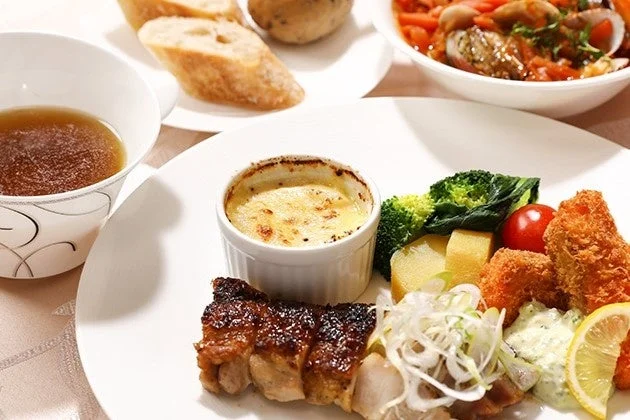 豪華な洋食プレート