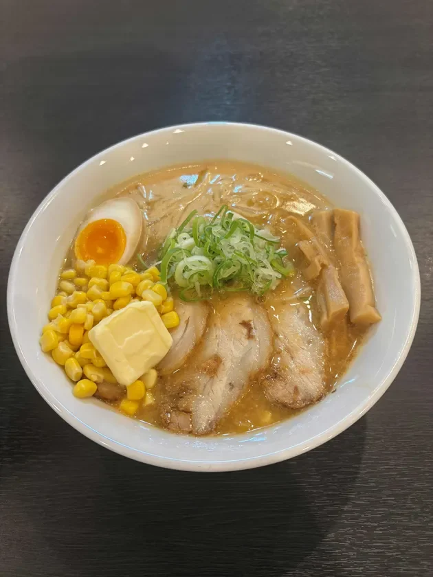 札幌市【麺屋 幸咲】の味噌バターコーンチャーシュー