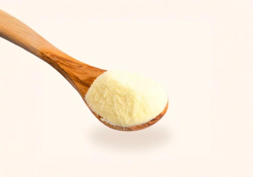 スプーンに盛られた顆粒