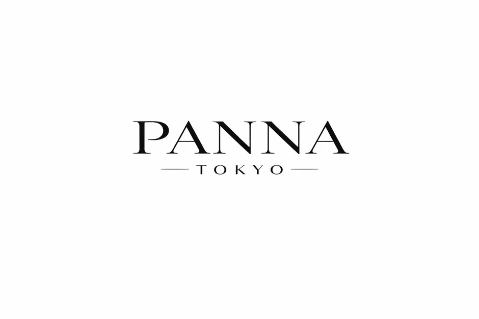 白い背景に黒いセリフ体で「PANNA」と書かれ、その下に細い線で挟まれた「TOKYO」の文字が配置されたロゴデザイン。