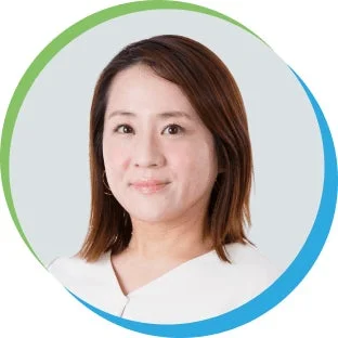 小林真美氏