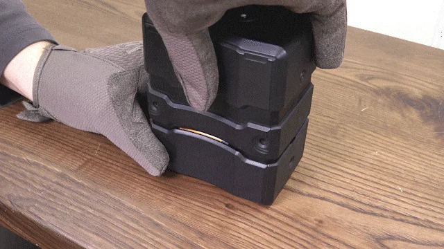 アダプター収納の内部