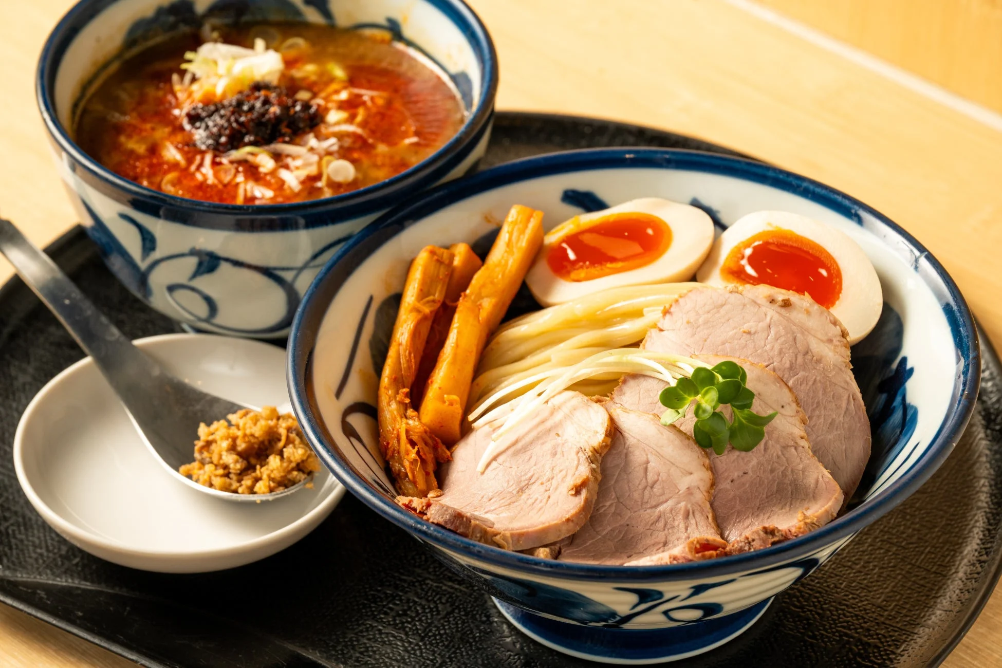 鶏と魚介の特製辛辛つけ麺