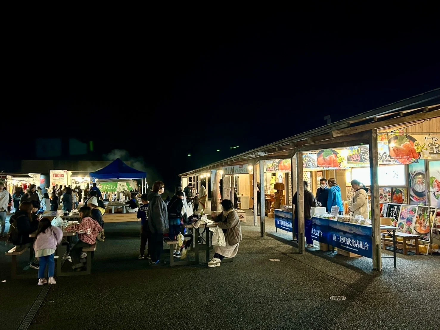 夜市会場の様子