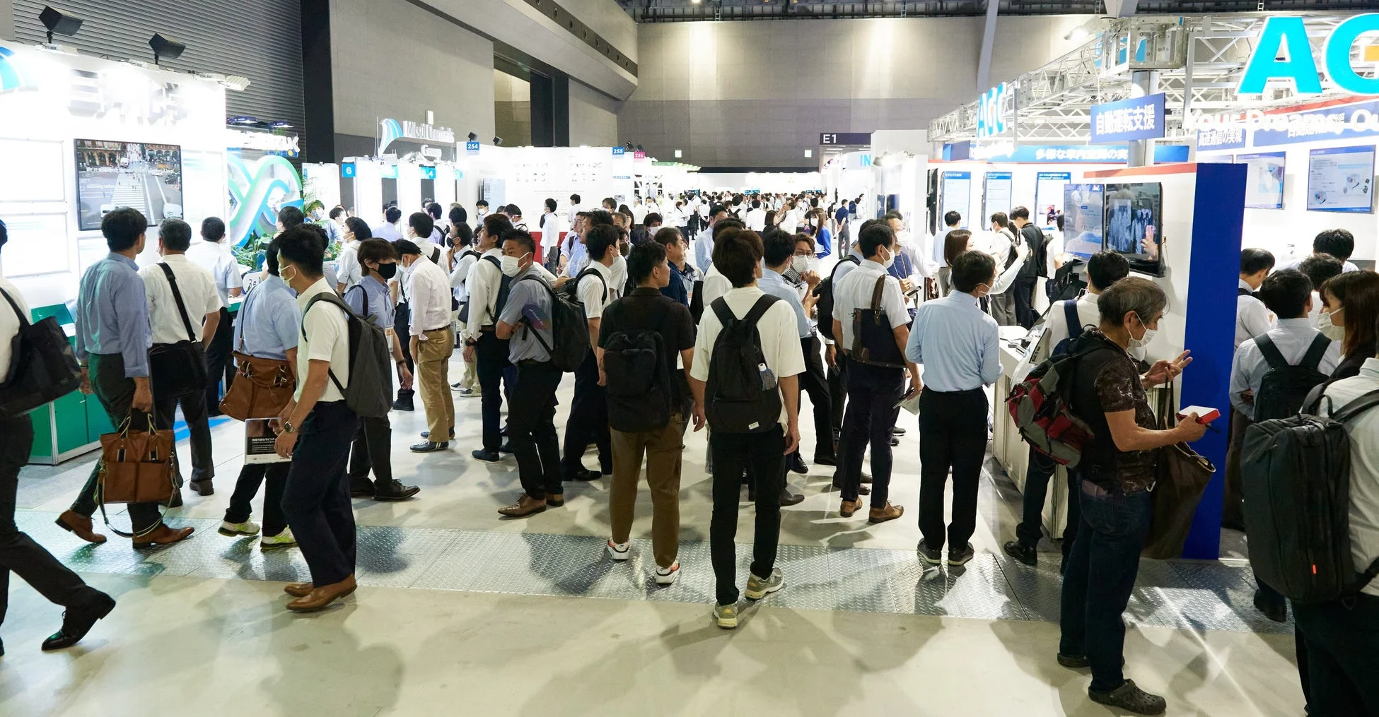 展示会の様子