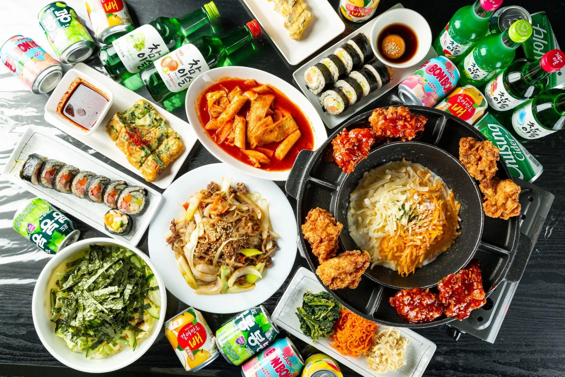 韓国料理の食卓