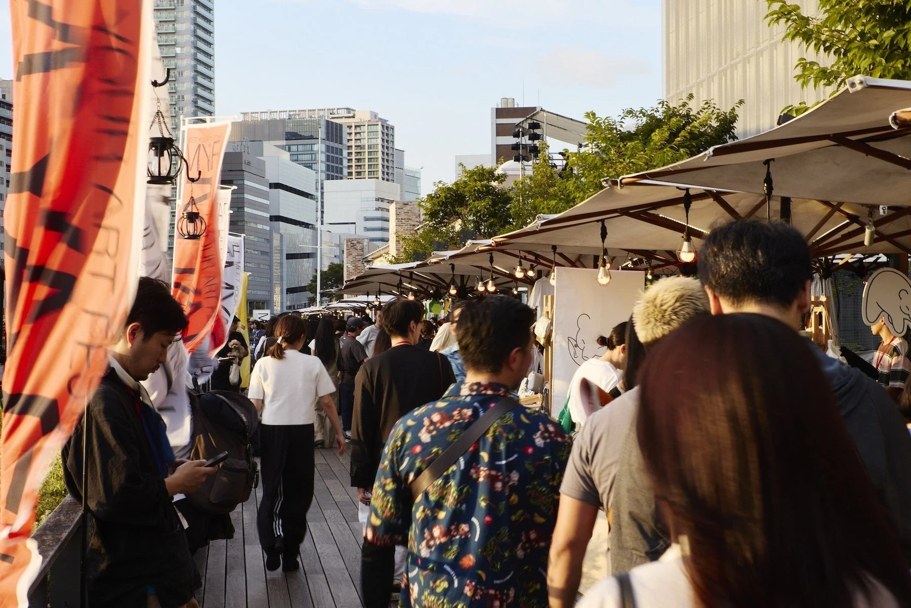 マーケット「SUPER ART & CRAFT MARKET」