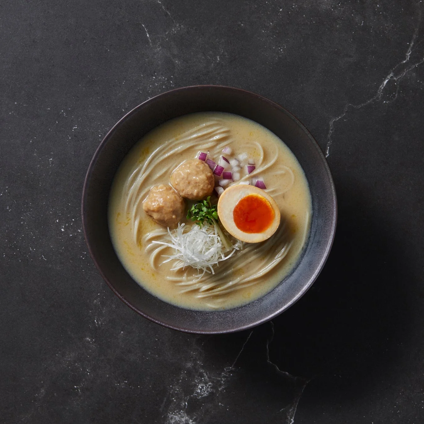 濃厚鶏だし『白湯ラーメン』