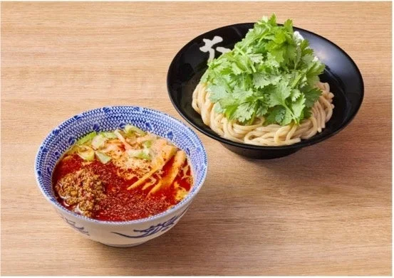 六厘舎「パクチー麻辣つけめん」