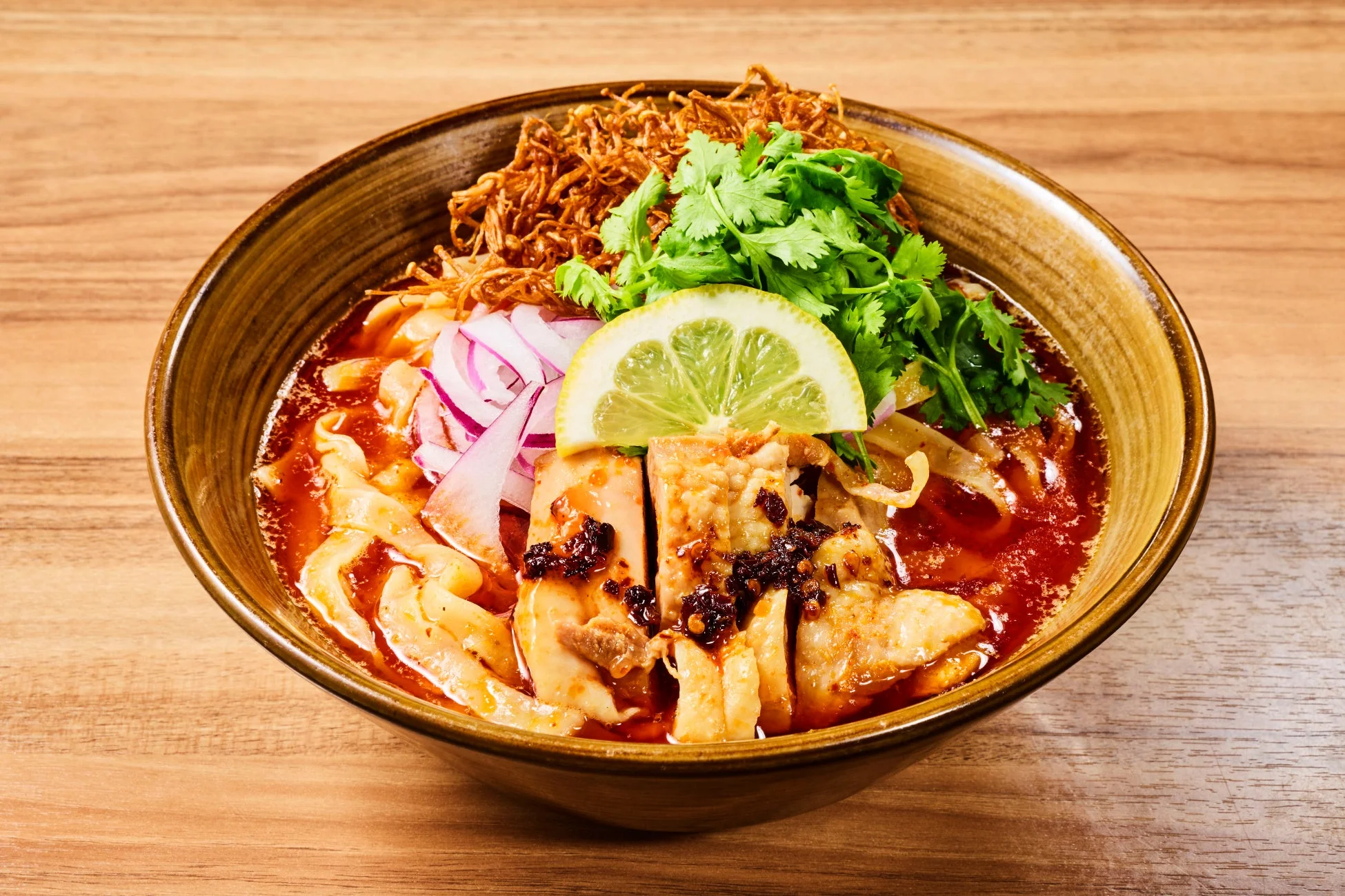 家系ラーメン 革新家 TOKYO「濃厚スパイスカレーラーメン」