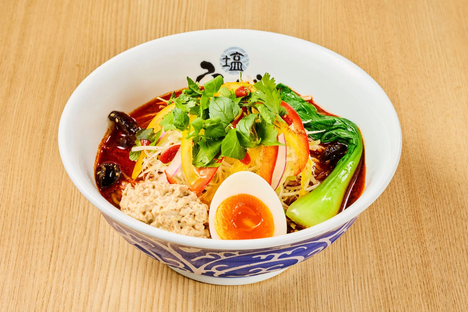 塩ラーメン専門 ひるがお「冷やし麻辣薬膳」