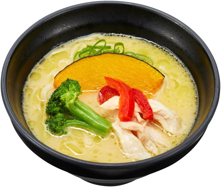 銀座篝 監修 濃厚鶏白湯ラーメン ~蒸し鶏のせ~
