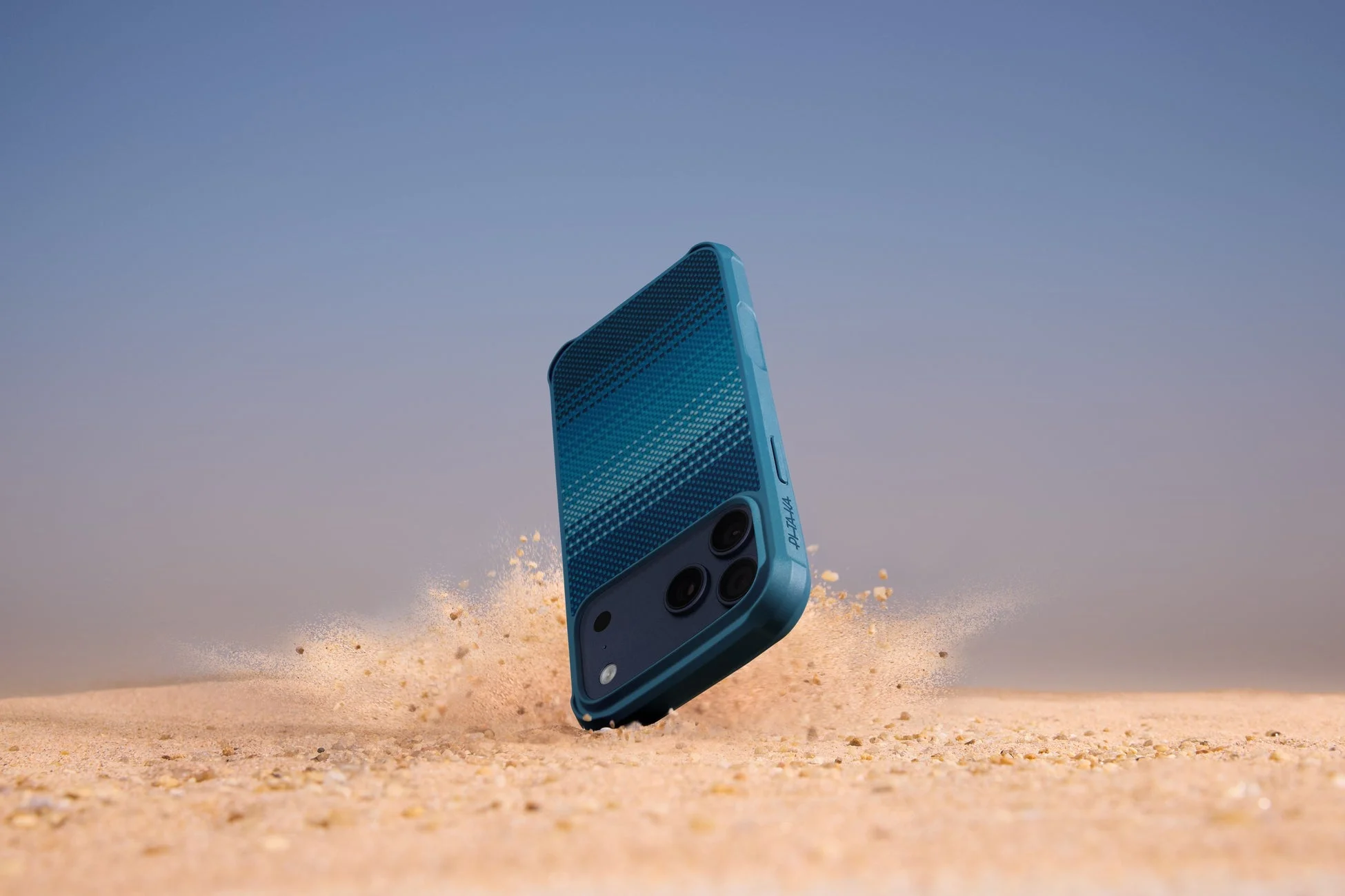 iPhone 17シリーズ用 Carin Case