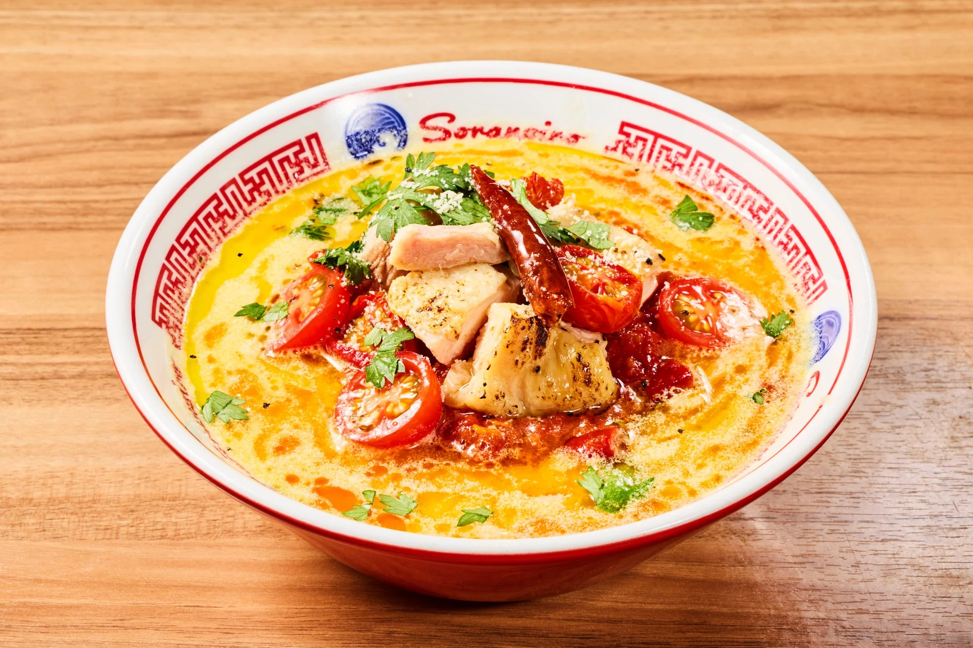 そらのいろ NIPPON「アイコトマトの旨辛アラビアータ麺」