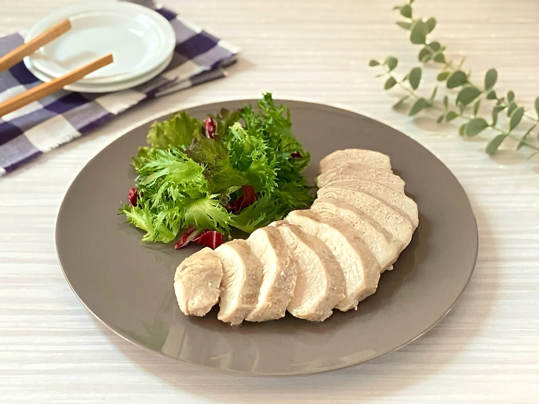 鶏むね肉サラダ