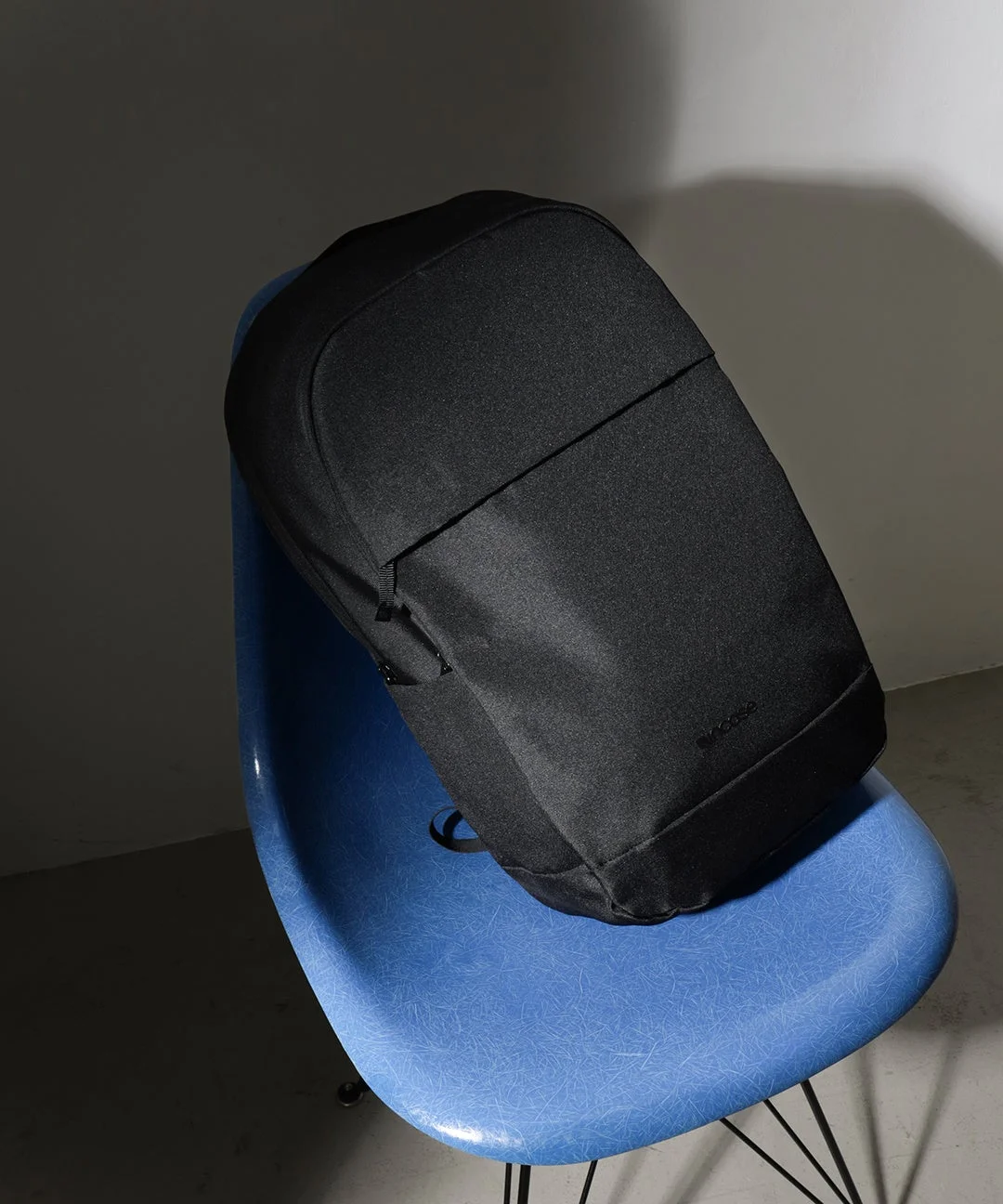 Incase Shift Backpack 25L