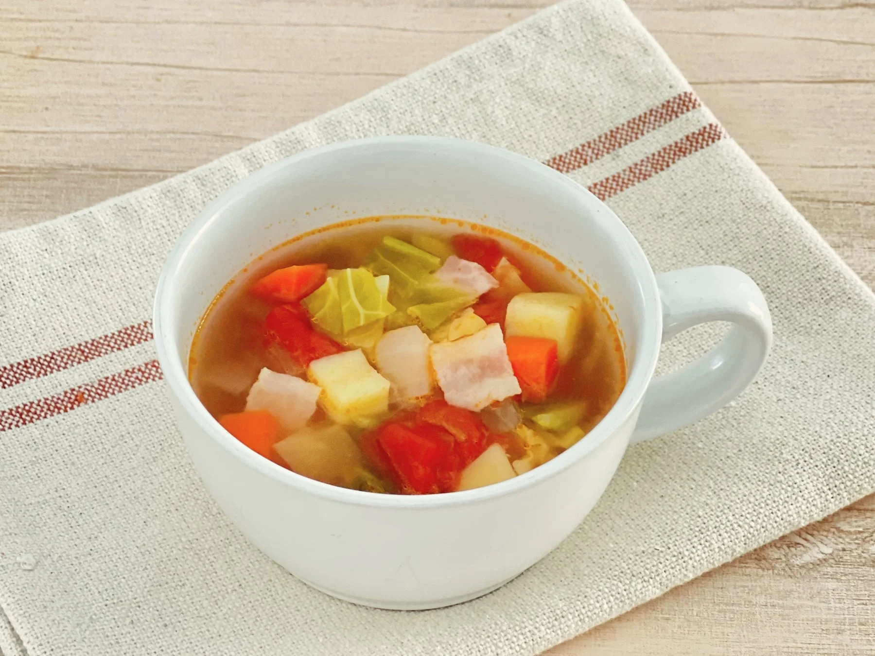 具だくさんの野菜スープ