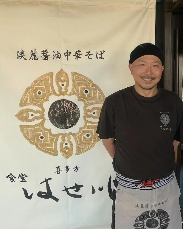 ラーメン,中華そば,醤油ラーメン,店主,飲食店,喜多方ラーメン,看板,エプロン,男性,笑顔,和食
