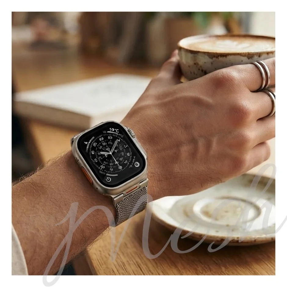 Apple Watch Ultraを着用した手元